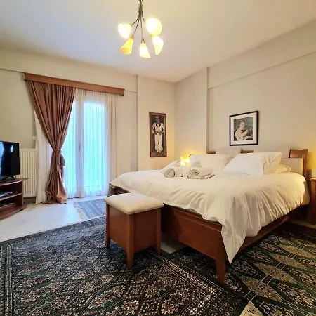 Papastavrou Guest house