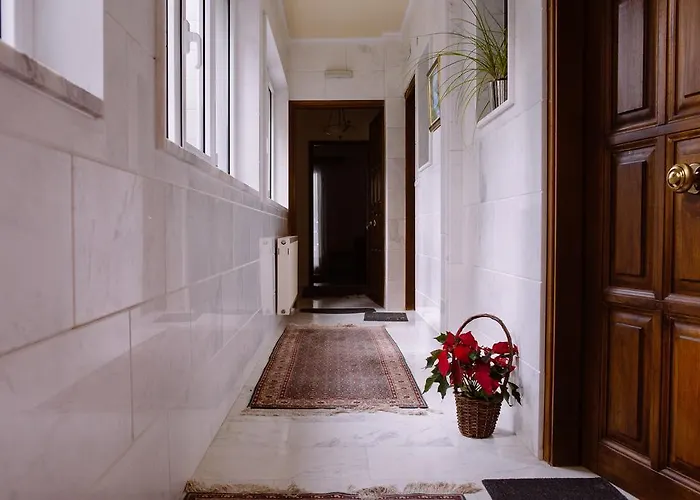 Papastavrou 招待所 卡拉维塔