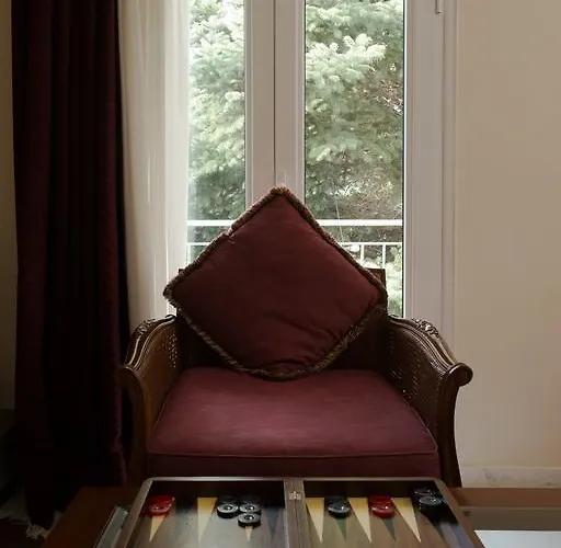 Papastavrou 招待所 卡拉维塔