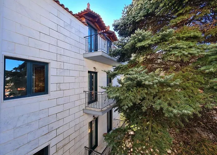 Papastavrou 3* 卡拉维塔