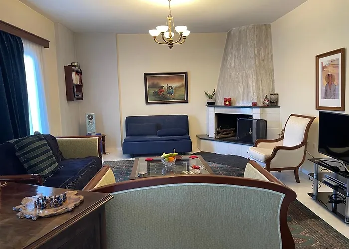 招待所 Papastavrou 卡拉维塔