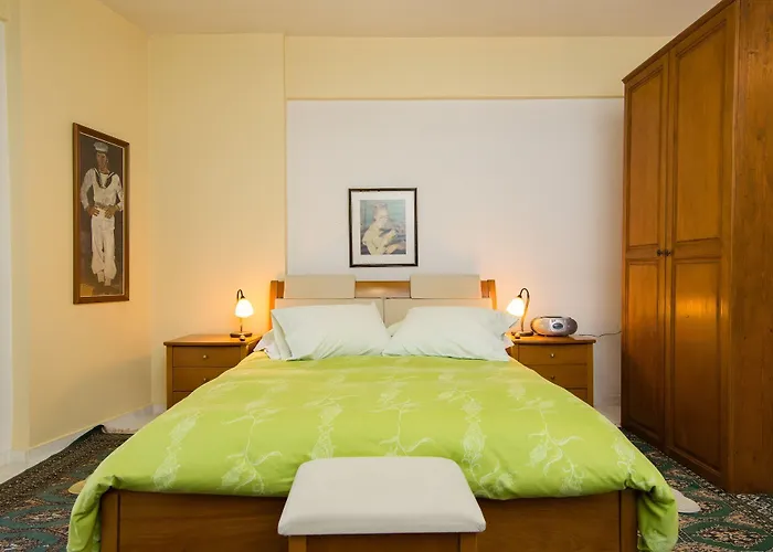 Papastavrou 3* 卡拉维塔